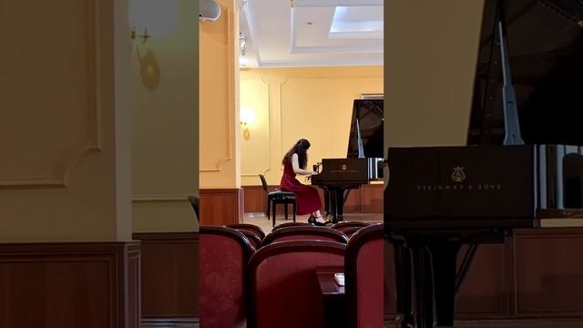 Франц Шуберт. 17 немецких танцев для фортепиано, D 366. смотреть онлайн