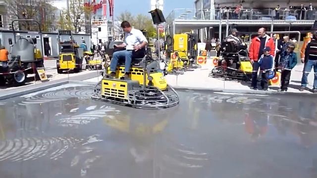 Интернет-магазин EXPOSTAVKA.RU Двухроторная затирочная машина Wacker Neuson CRT 36 24A E