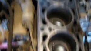 поршни и блок цилиндров ВАЗ 21214