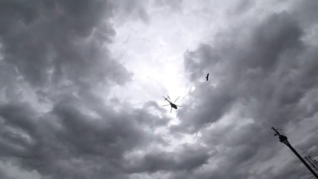 Питер готовиться к ВМФ, а мы отдыхаем!!! смотреть онлайн