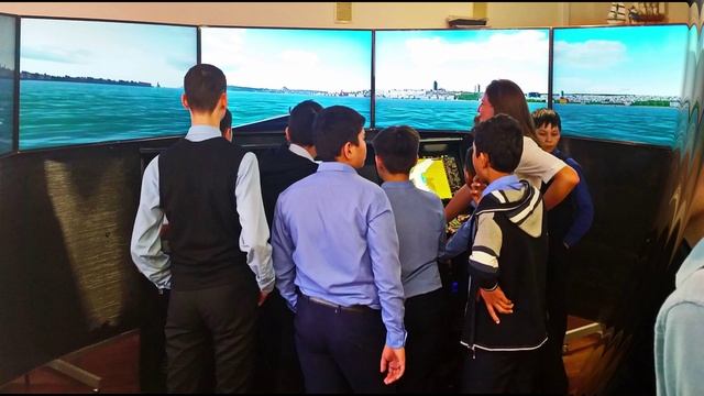 Учащиеся на Береговом учебно-тренажерном центре.mp4 смотреть онлайн