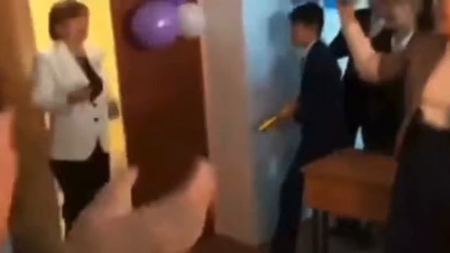 упс.mp4 смотреть онлайн