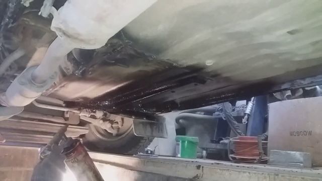 Обработка СКРЫТЫХ ПОЛОСТЕЙ.Ваз 2115 антикор смотреть онлайн