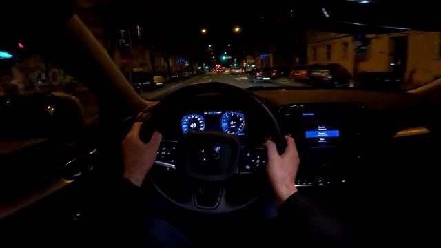 VOLVO XC40 2021 - NIGHT POV test drive & REVIEW (T2, 129 HP petrol) смотреть онлайн