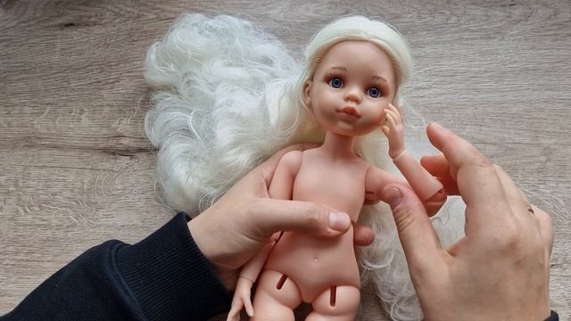 Распаковка шарнирного тела для куклы Паола Рейна смотреть онлайн