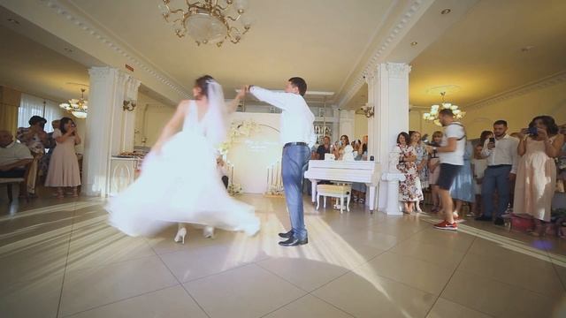 Первый свадебный танец Oleg & Tatiana First wedding dance смотреть онлайн