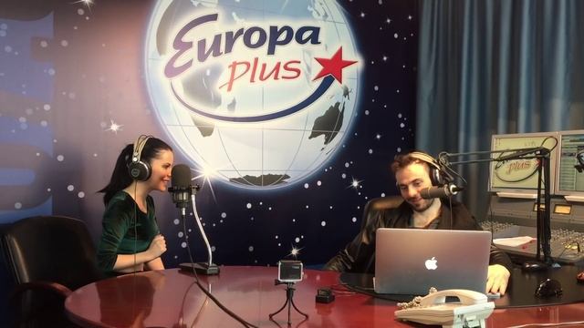 Влог. Шоппинг. Радио эфир . Интервью . Шутки ;)