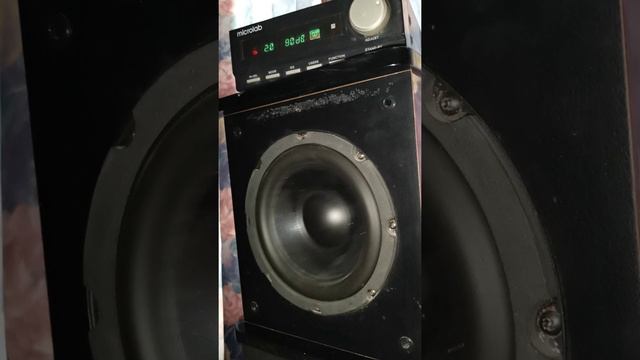 Маленький но эффективный сабвуфер microlab 5.1 A-H500 смотреть онлайн
