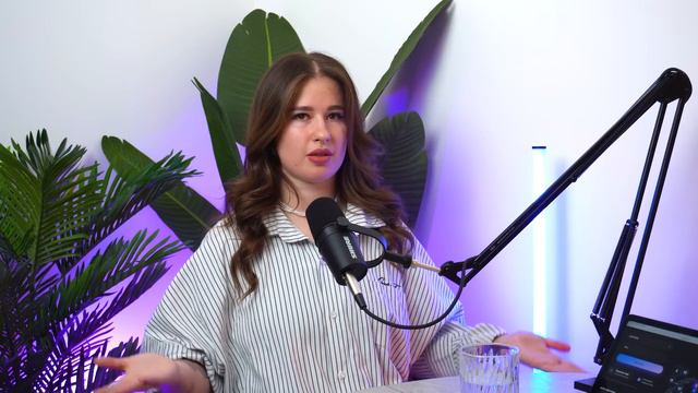 Она видит будущее через ТАРО! Как создать жизнь мечты, используя ТАРО? Виктория Кердман смотреть онлайн