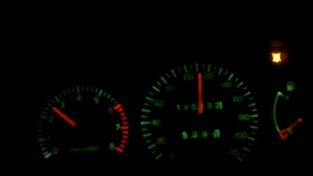 Volvo 440 Sound смотреть онлайн