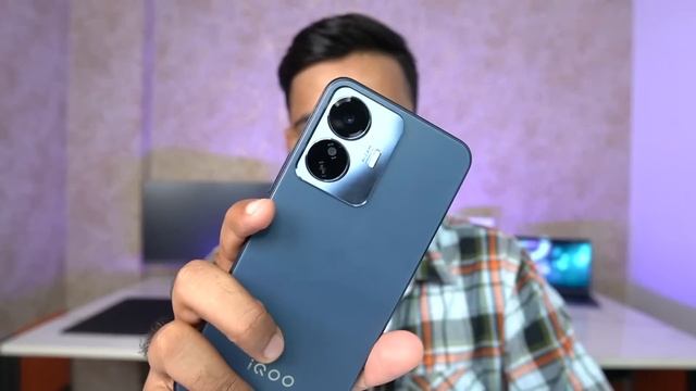 iQOO Z6 Lite 5G Unboxing - Snapdragon 4 Gen 1 ?, 120hz FHD+ Display, 5000 mAh Battery at ₹11,499 смотреть онлайн