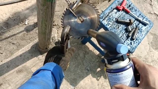 как выгнуть с пилы 125 болгарки сделать спираль для садового бура.бур садовый бур толковый.супер бу смотреть онлайн
