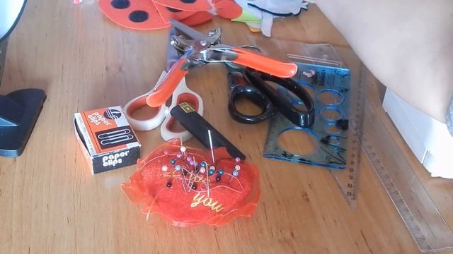 Шьём развивающую книжку малышку.Что нужно для работы с фетром? смотреть онлайн