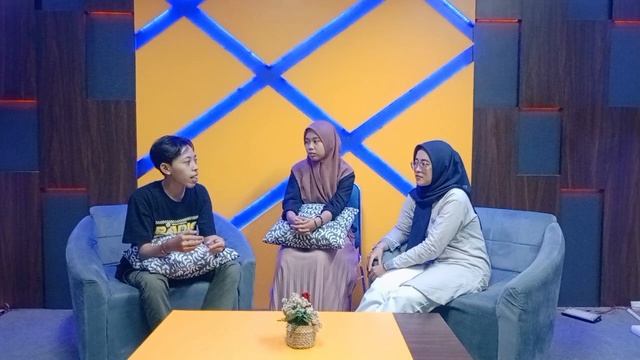 OPINI | DAMPAK POSITIF & NEGATIF NEW MEDIA смотреть онлайн