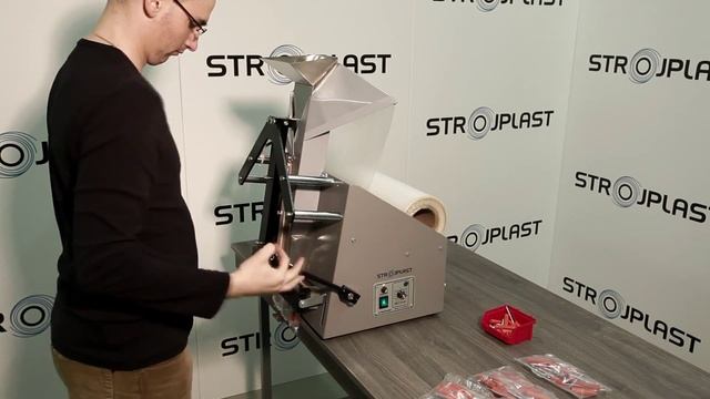 MiniFlowpack SVD160 do pakowania w woreczki - novumpack.pl смотреть онлайн