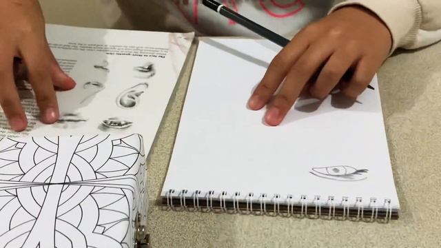 Unboxing Art Maker Drawing pencil art set смотреть онлайн