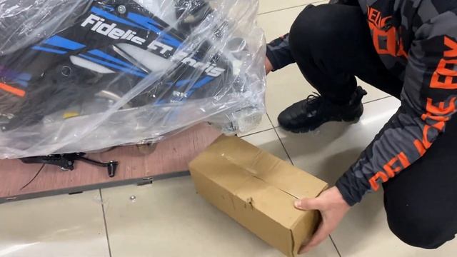 обзор и сравнение питбайков Fidelis et Fortis SE150E Lux 125 см3 2023 смотреть онлайн