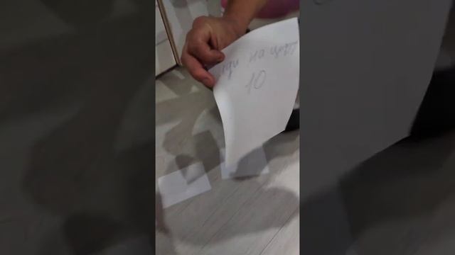 Супер игра)Играем дома)на Карантине)Играем с дочкой.Папа с дочкой играют дома!Классное видео. смотреть онлайн