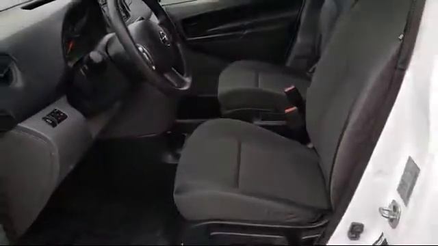 2015 Nissan NV200 SV Janesville Milwaukee Madison Beloit Rockford смотреть онлайн