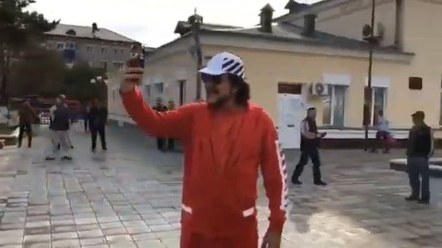 Киркоров на ж д вокзале г Белогорск смотреть онлайн