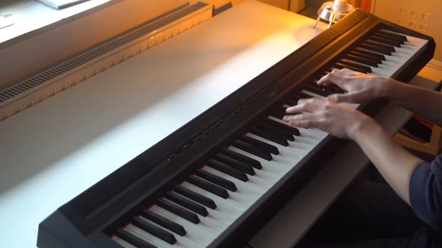 Let it Go - Frozen - Piano Cover смотреть онлайн