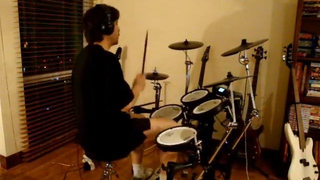 Metallica - Enter Sandman drum cover - Beginner смотреть онлайн