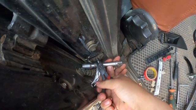 Ограничители дверей УАЗ Патриот смотреть онлайн