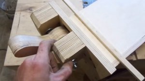 Параллельный упор для распиловочного стола. Короткий, изготовленный из фанеры своими руками