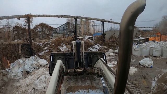 Погрузчик TEREX.Готовим ПСС(песко соленая смесь).