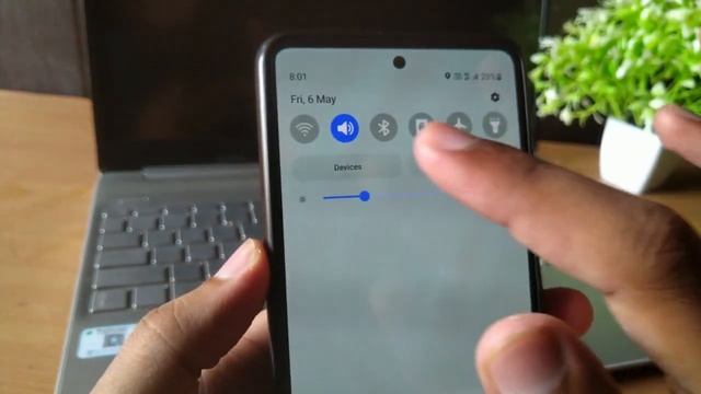 react feature on whatsapp | how to react on whatsapp message with emoji | whatsapp message reaction смотреть онлайн