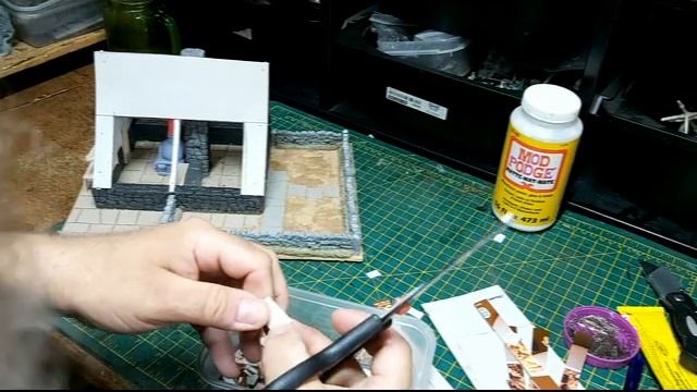 Burrows & Badgers Bakery Build Part 2 ( 28mm wargames terrain) Tiling the roof смотреть онлайн