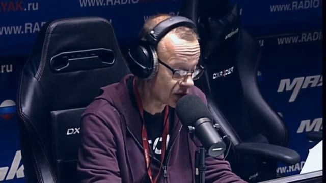 КАМЕРЫ ВМЕСТО ЗЕРКАЛ ЗАДНЕГО ВИДА. ПОЕЗДКА НА СТАРОМ DATSUN 240Z смотреть онлайн