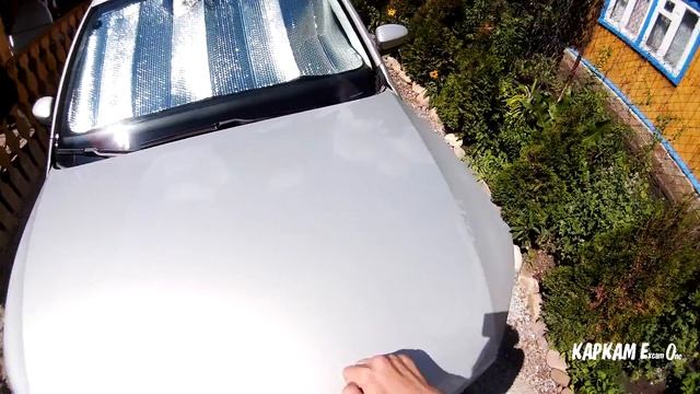 Проклееный капот VW Polo Sedan вибропоглащающим материалом Шумофф