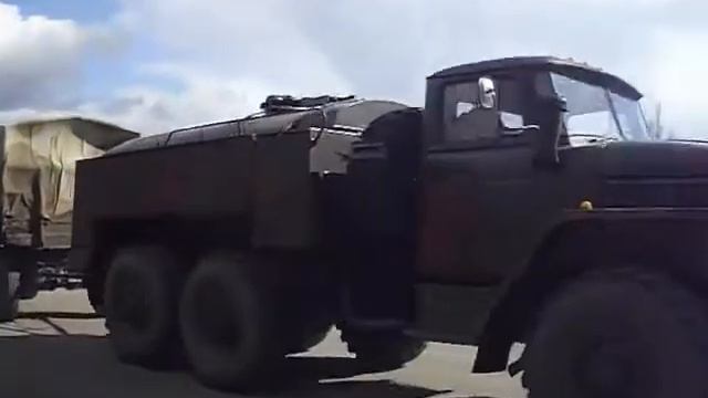Военная техника едет на восток смотреть онлайн
