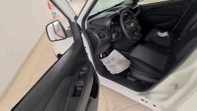 Fiat Doblò 1.6 Multijet 120 CV 3 Lug. смотреть онлайн