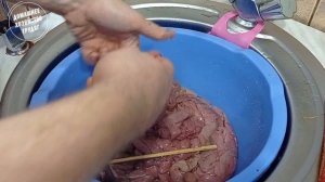 ///Как чистить свиные кишки///