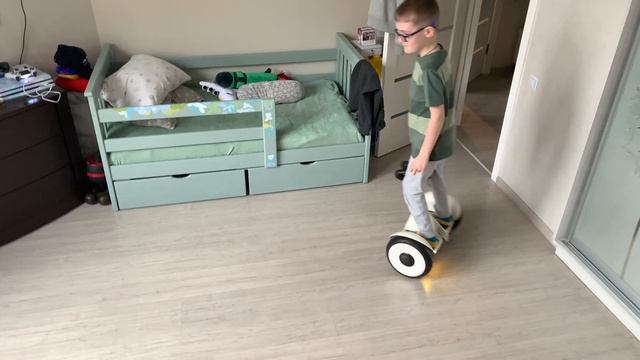 Ninebot, сигвей, гироскутер смотреть онлайн