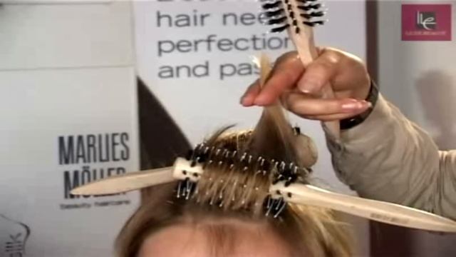 Укладка коротких тонких волос профессиональными средствами видео смотреть онлайн