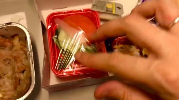 Питание на борту Азур эйр Azur Air