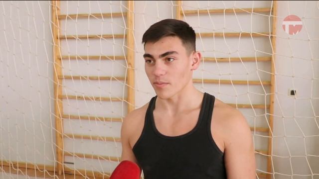 Первая сдача норм ГТО в этом году прошла среди школьников смотреть онлайн