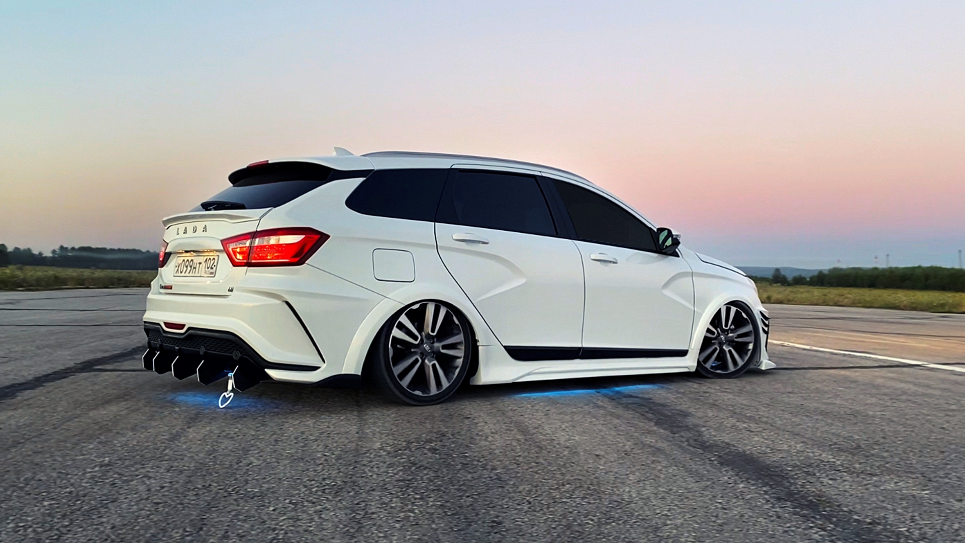 Два года на ПНЕВМЕ. Как чувствует себя подвеска? ОТЗЫВ о ПНЕВМОПОДВЕСКЕ на LADA Vesta SW смотреть онлайн