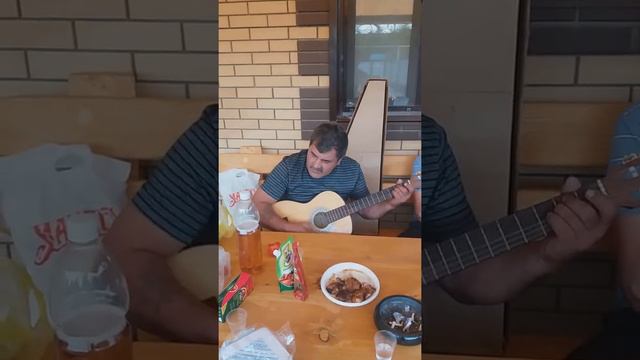 Красиво пает смотреть онлайн
