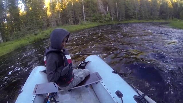 Сплав по Андоме реке [часть 5]. 20 км пути по перекатам и второй ночлег у заимки. смотреть онлайн