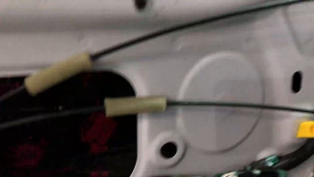 Toyota Sienna шумоизоляция. Обзор заводской шумозащиты и установка облегченных шви материалов SGM. смотреть онлайн