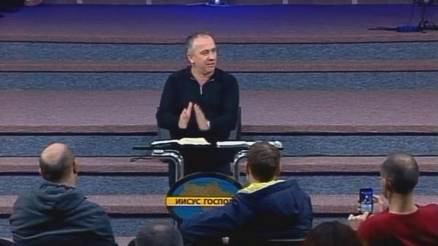 Виталий Вознюк "Почему "вера" не работает ?" (14.02.2018) смотреть онлайн