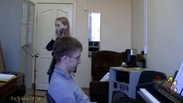 Урок вокала.Tintarella di Luna ч.2-я Штрихи.Варианты пения повторов. смотреть онлайн