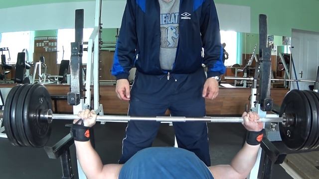 Подарили тренажер, Как действует креатин. Жим с упоров 170х3 смотреть онлайн