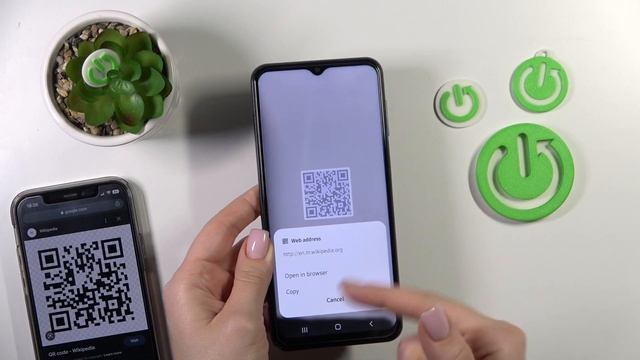 How to Scan QR Codes on SAMSUNG Galaxy A23 смотреть онлайн