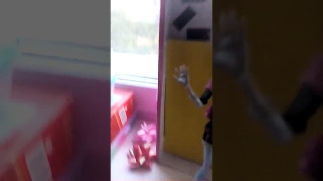 Домик для куклы монстер хай Эбби смотреть онлайн