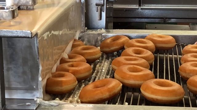 Fresh Donuts! смотреть онлайн